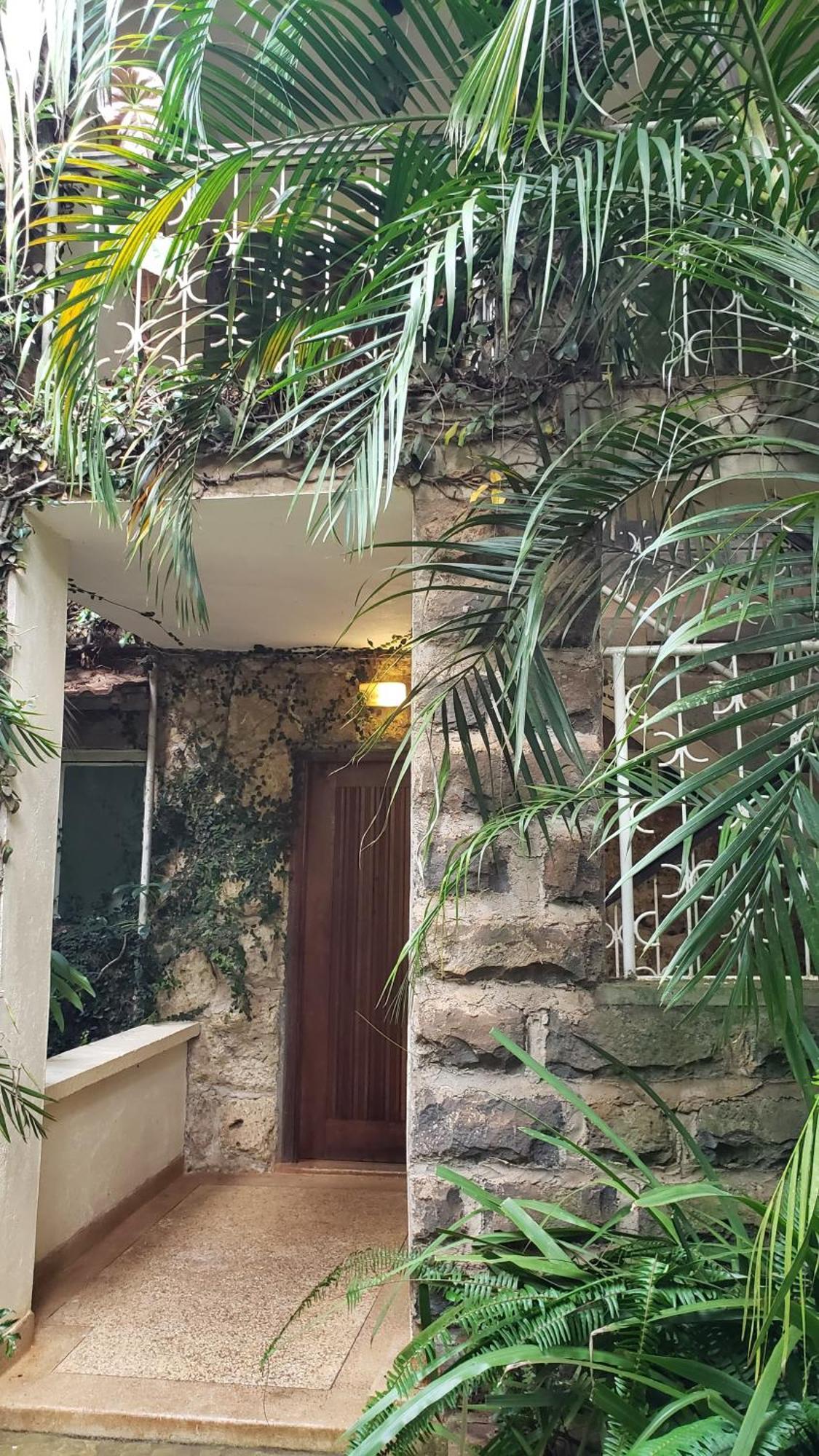 Zereniti House Hotell Muyaka Exteriör bild