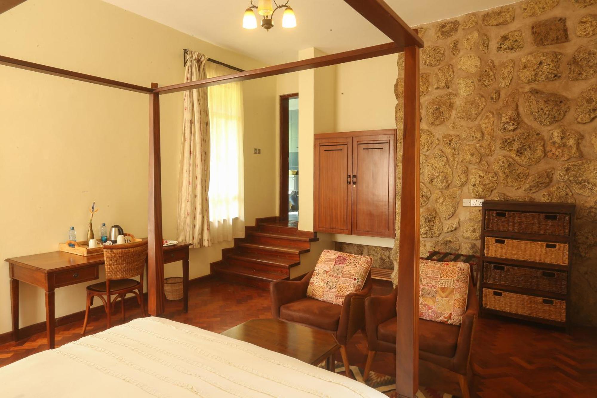 Zereniti House Hotell Muyaka Exteriör bild