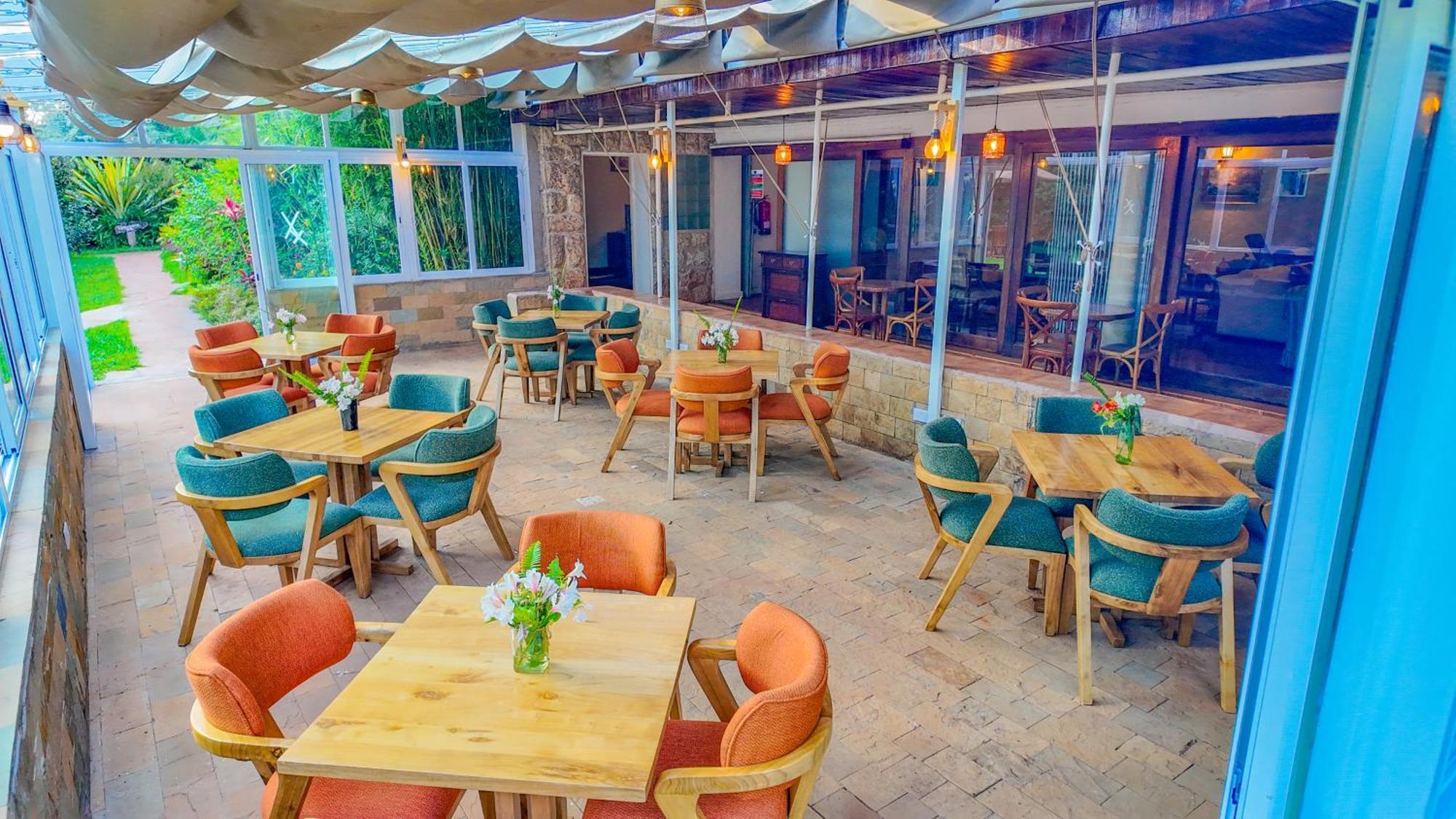 Zereniti House Hotell Muyaka Exteriör bild